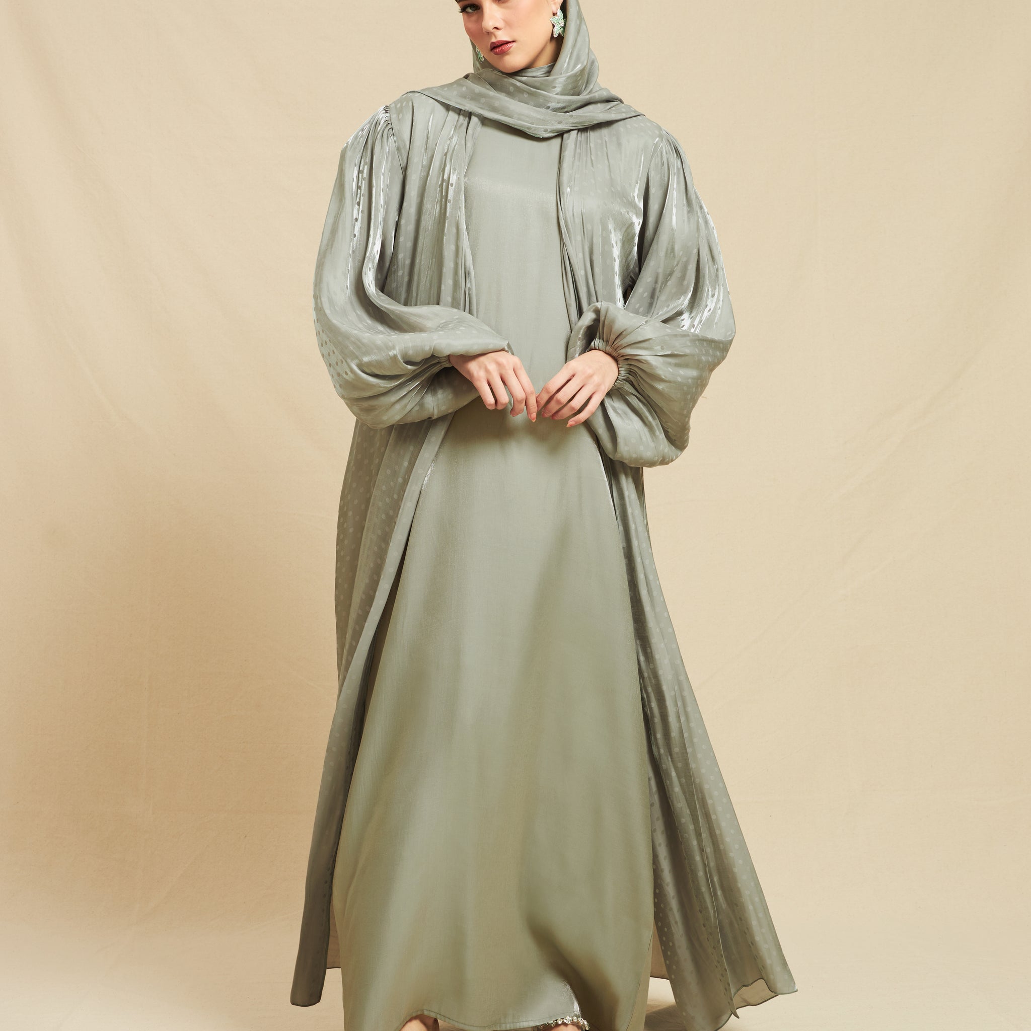 Anna Abaya in Green