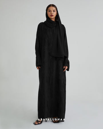 Bushra Abaya in Meteorite