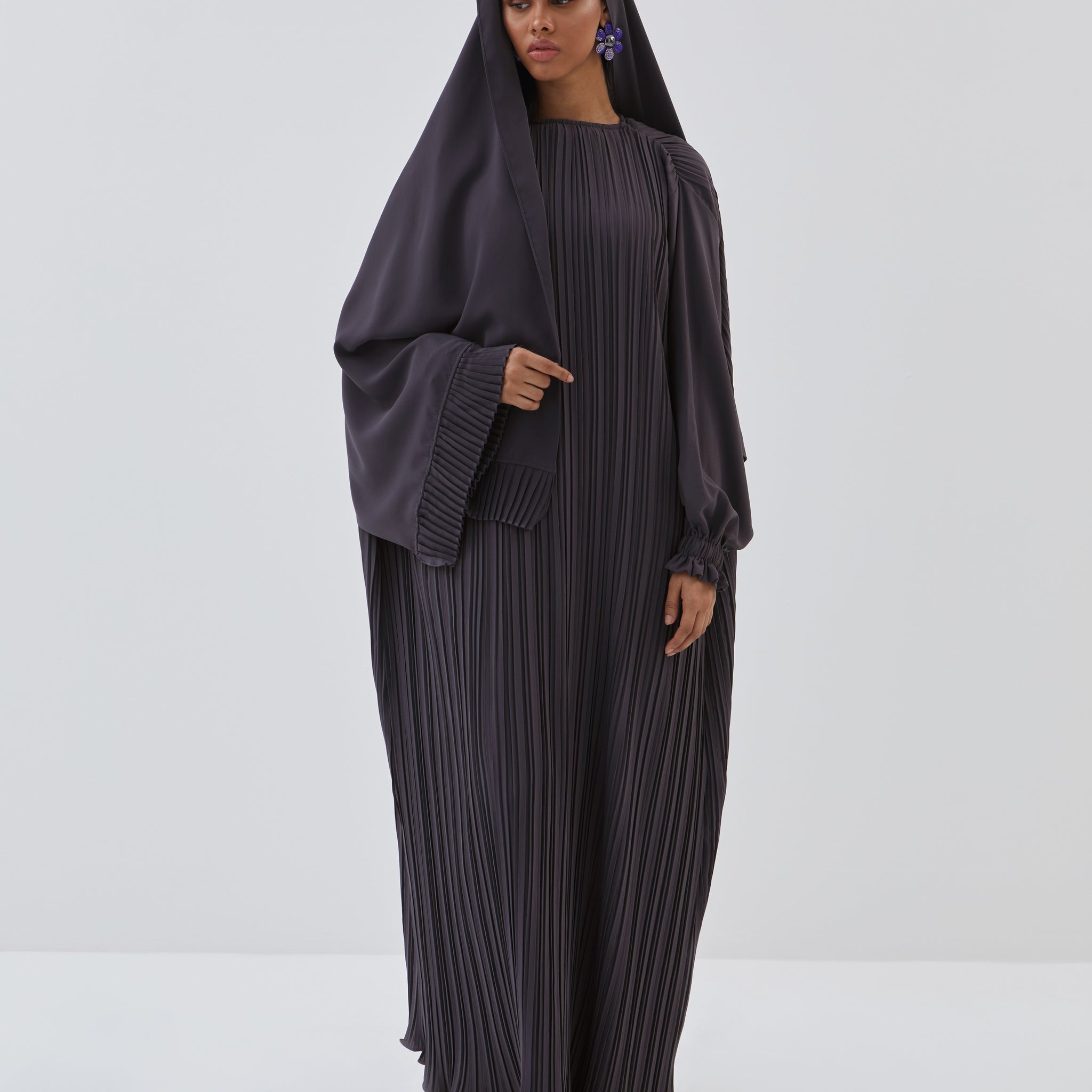 Galbi Abaya in Ash Grey