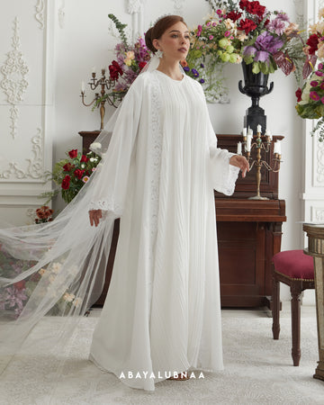 Hyacinth Abaya in Off White