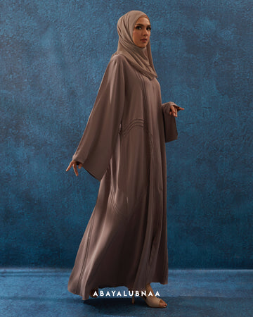 Kiara Abaya in Dusty Brown