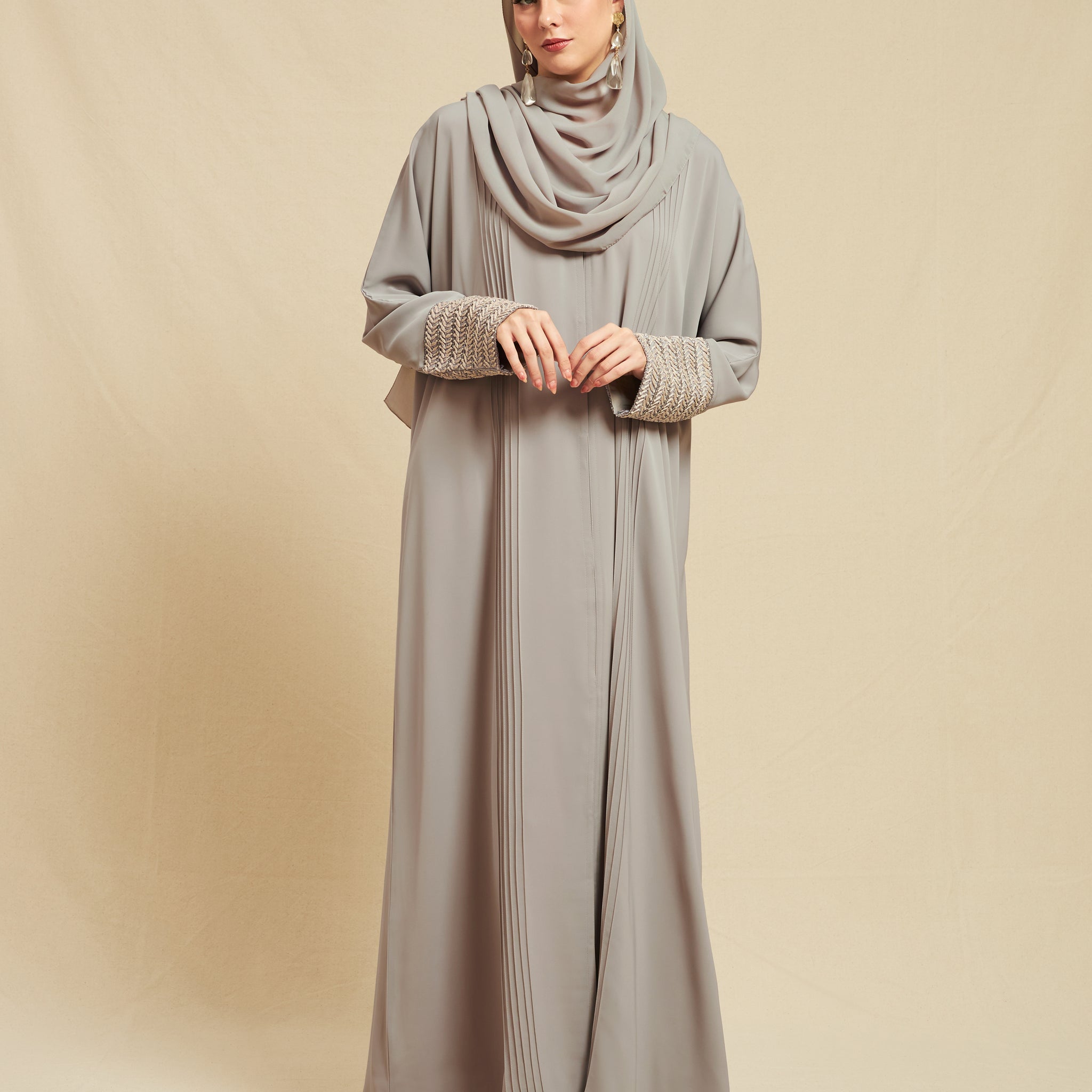 Loura Abaya in Pure Cashmere