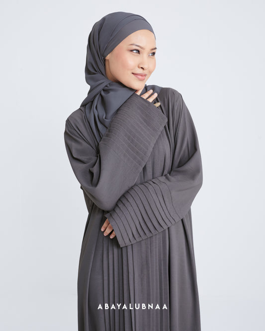 Nadya Abaya in Grey