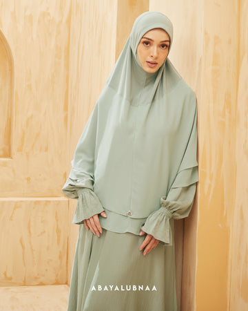 Khimar Zehra in Green Tint