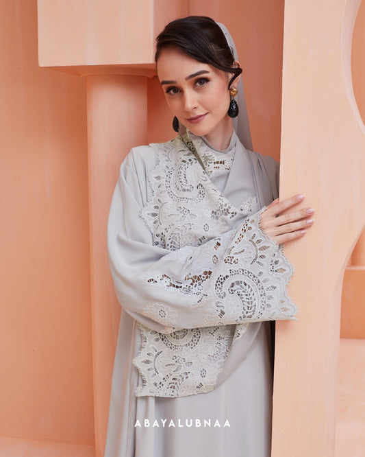 Seira Abaya in Grey