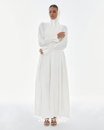 Soraya Abaya in Off White