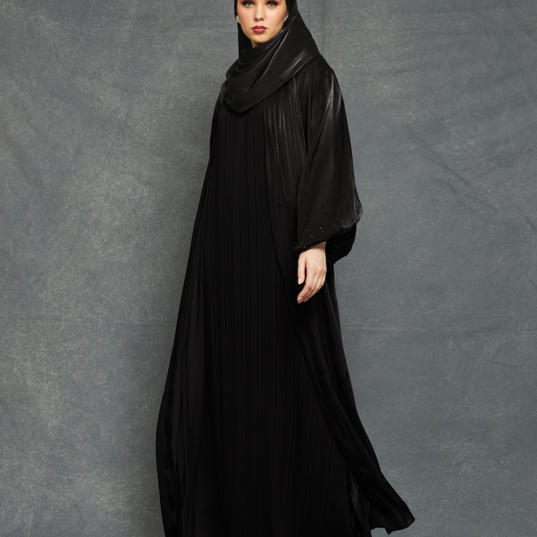 Valentina Abaya in Meteorite