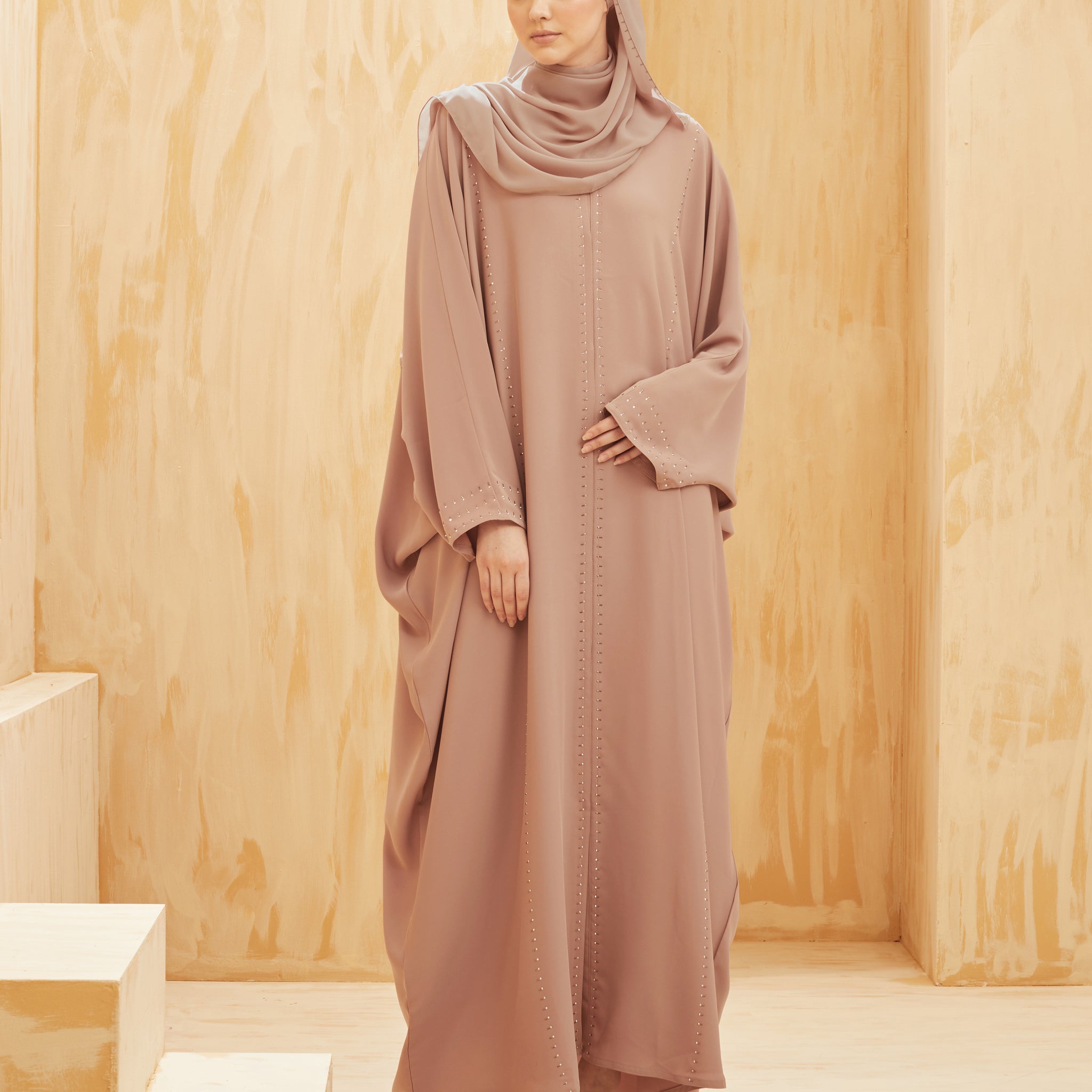 Khawla Abaya in Rose Tan